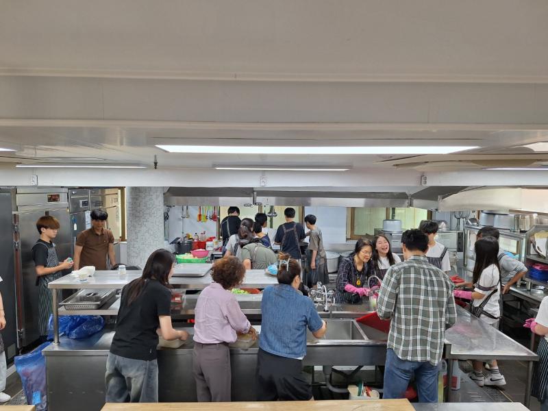 중고등부의 섬김-107